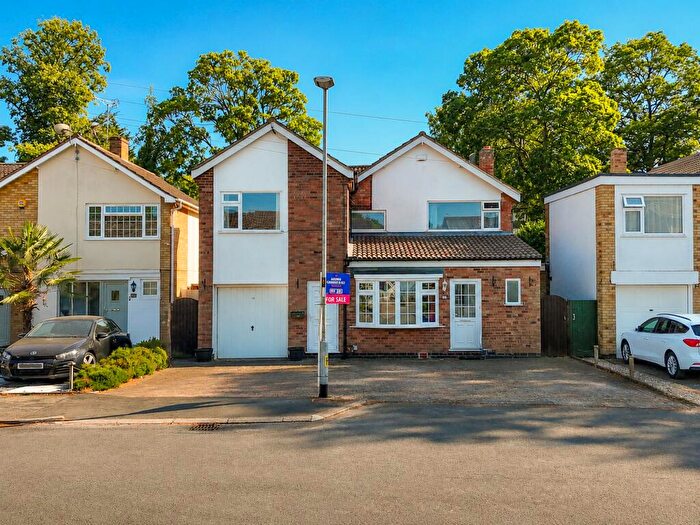 5 Bedroom Detached House For Sale In The Morwoods, Oadby, LE2