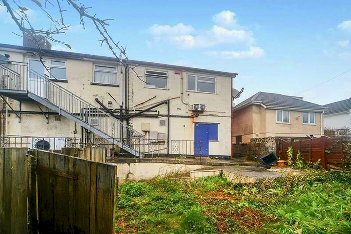 2 Bedroom Apartment To Rent In Twickenham Road, Newton Abbot, Devon, TQ12