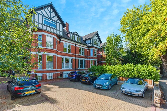 2 Bedroom Flat For Sale In Wilbraham Road, Manchester, Lancashire, M21