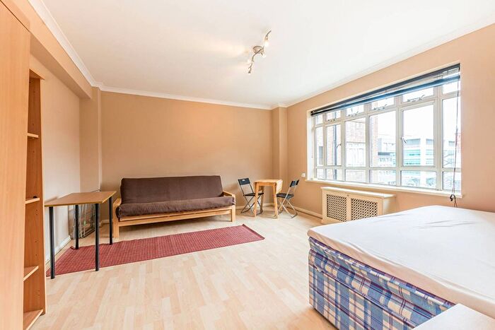 Studio To Rent In Paramount Court, Bloomsbury, London, WC1E