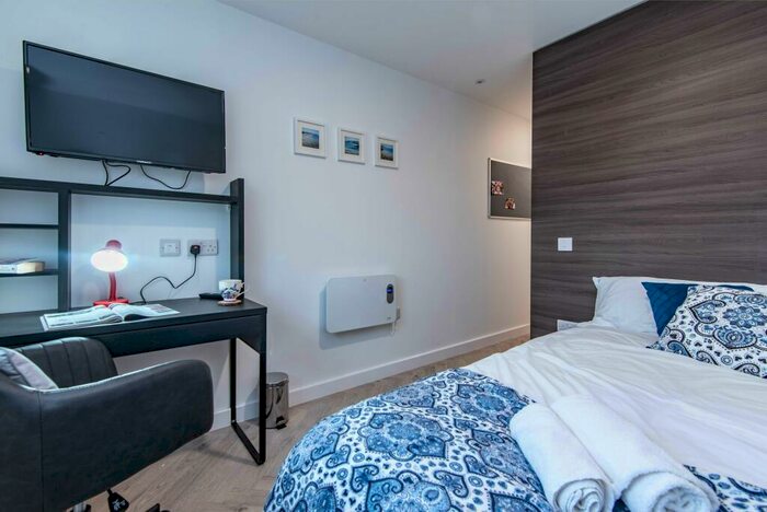 House To Rent In Broadgate House, Beeston, NG9