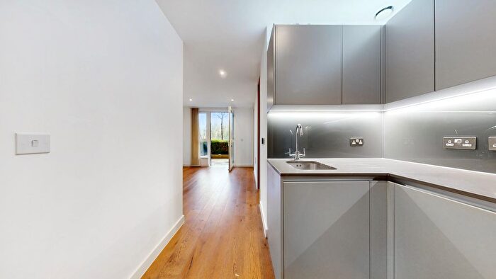 1 Bedroom Flat For Sale In Ottley Drive, London, SE3