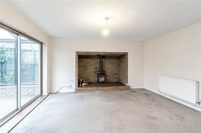 3 Bedroom Detached House For Sale In High Street, Milton Malsor, Northampton, Northamptonshire, NN7