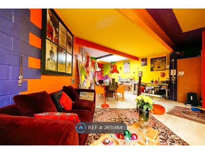 1 Bedroom Flat To Rent In Victoria Terrace, London, N4
