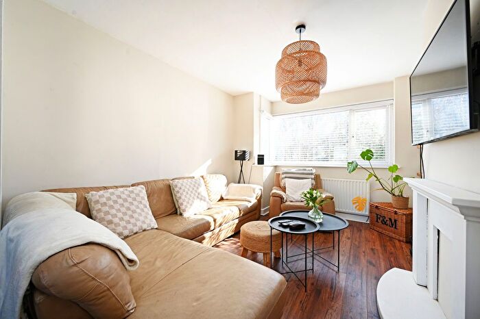 3 Bedroom Semi-detached House For Sale In Drury Lane, Coal Aston, Dronfield, S18