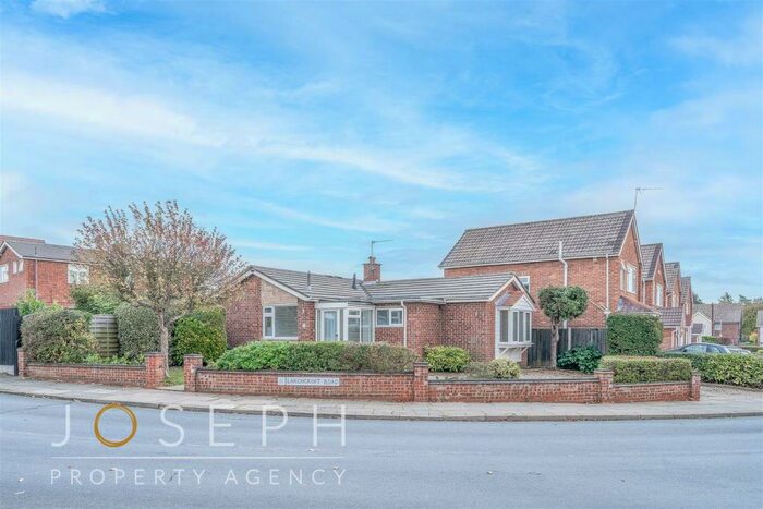 2 Bedroom Detached Bungalow To Rent In Larchcroft Road, Ipswich, IP1