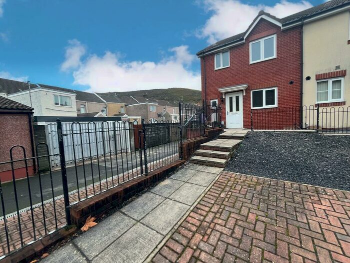 3 Bedroom Terraced House To Rent In Wern Fawr Road, Port Tennant, Swansea, SA1