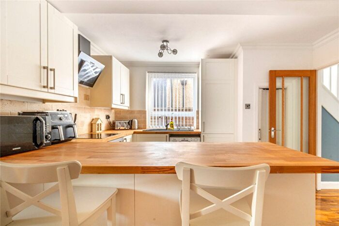 3 Bedroom Semi-Detached House For Sale In Broomhill Road, Brislington, Bristol, BS4