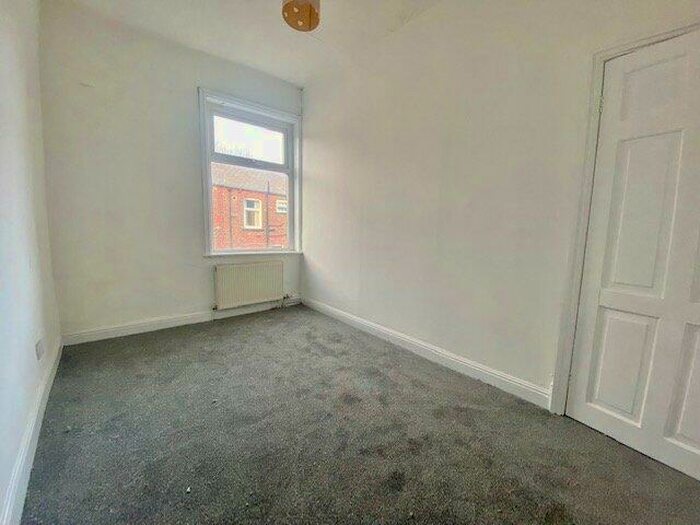 2 Bedroom Terraced House To Rent In Malvern Street West, Rochdale