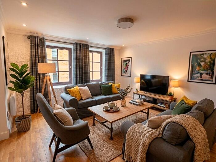 2 Bedroom Flat To Rent In Bell Street | Merchant City | Available Now, G4