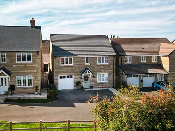 5 Bedroom Detached House For Sale In Garland Road, Weldon, NN17