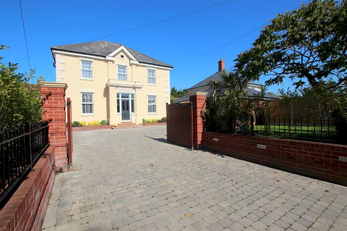 5 Bedroom House For Sale In Salisbury Road, Blandford Forum, DT11