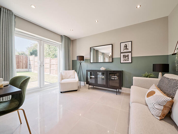 3 Bedroom Semi-Detached House For Sale In Kenilworth Gate, Leamington Road, Kenilworth, CV8