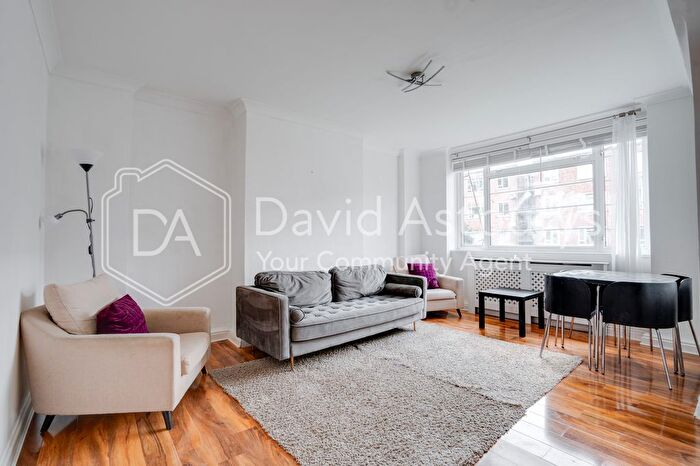 2 Bedroom Flat To Rent In Charlbert Court, Regents Park, London, NW8