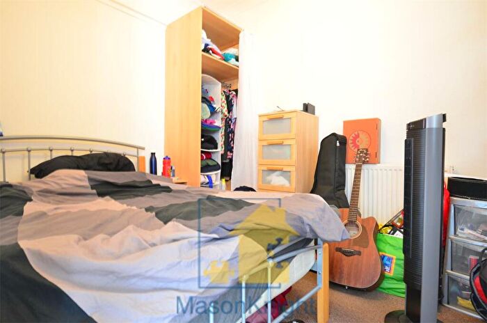 5 Bedroom End Of Terrace House To Rent In Cadnam, Harborne, B17