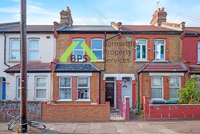 3 Bedroom Terraced House To Rent In Tottenham, N17