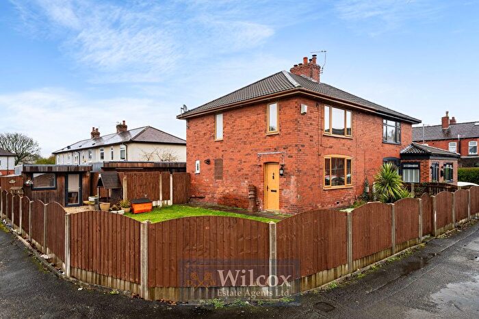 3 Bedroom Semi-Detached House For Sale In Platt Hill Avenue, Bolton, BL3