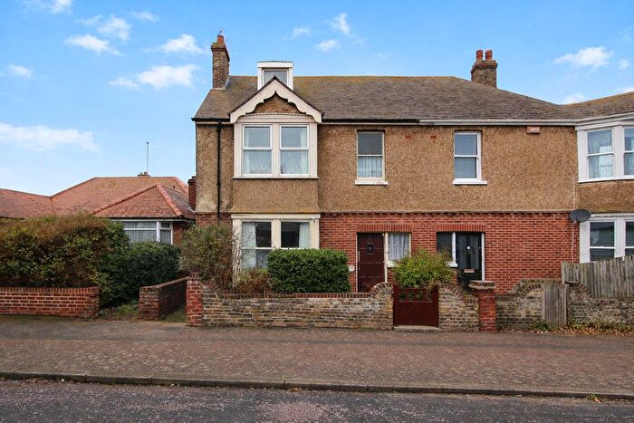 5 Bedroom Semi-Detached House For Sale In Waverley Road, Margate, CT9