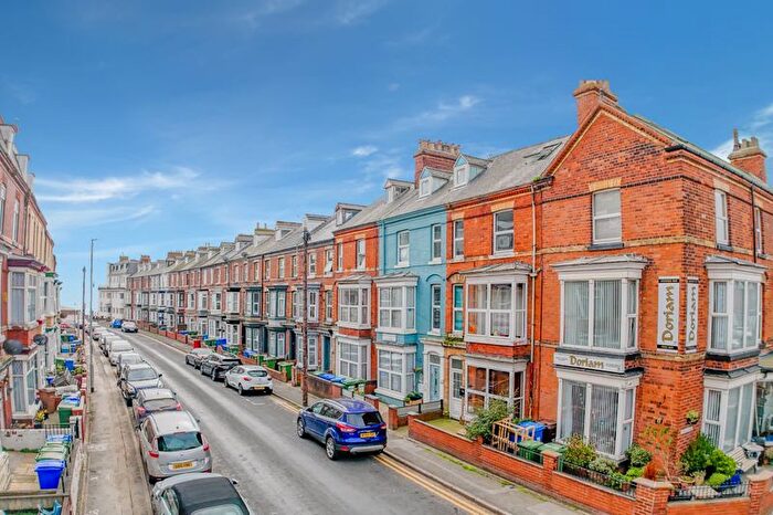 6 Bedroom Terraced House For Sale In X Holiday Flats, Windsor Crescent, Bridlington, YO15