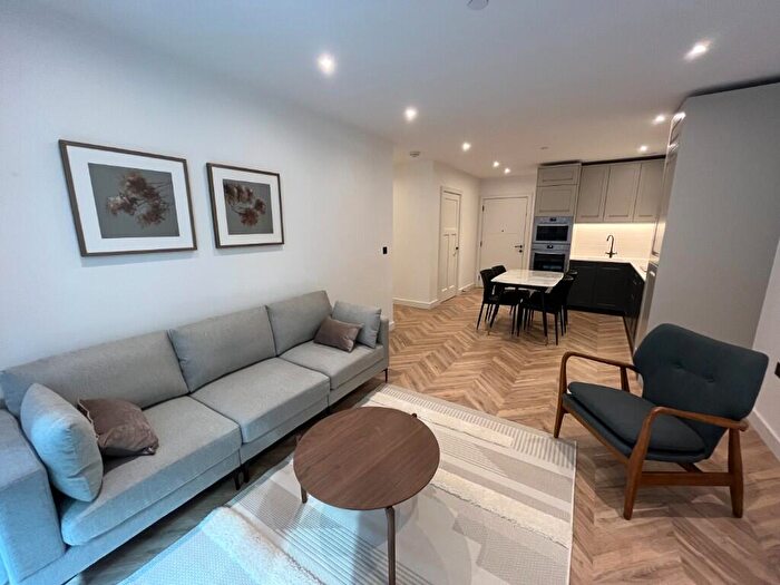 2 Bedroom Apartment To Rent In Heritage Walk, Kingston Upon Thames, Surrey, KT1