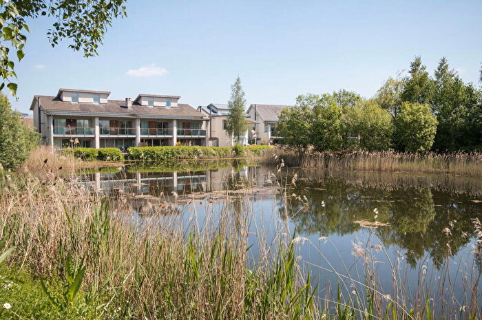 4 Bedroom Semi Detached House For Sale In Clearwater, The Lower Mill Estate, GL7