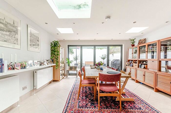 3 Bedroom Terraced House To Rent In Chesilton Road, Munster Village, London, SW6