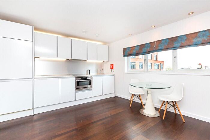 1 Bedroom Apartment To Rent In Islington On The Green, A Islington Green, Islington, London, N1