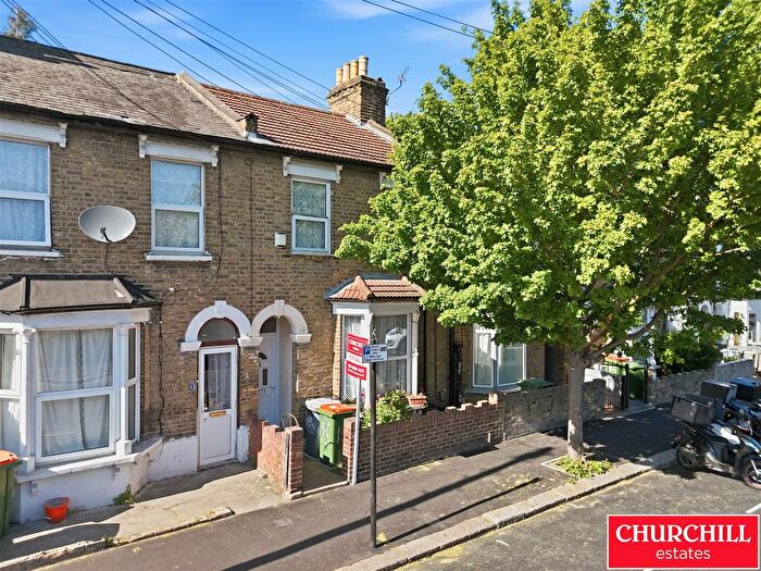 3 Bedroom Property For Sale In Bective Road, Forest Gate, E7