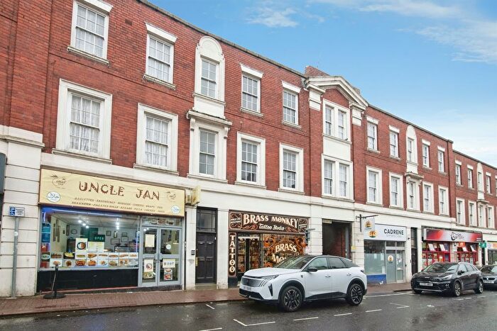 3 Bedroom Flat For Sale In New Street, Dudley, DY1