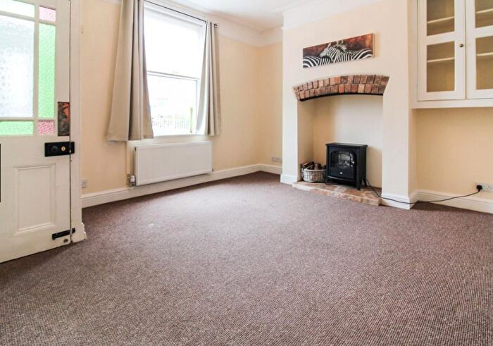 2 Bedroom House To Rent In King Street, Leeswood, CH7