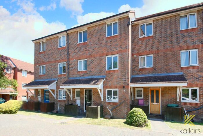 1 Bedroom Semi-Detached House To Rent In Hospital Way, London, Greater London, SE13