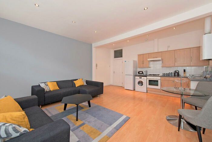 1 Bedroom Flat To Rent In Longbridge Road, Barking, Essex, IG11