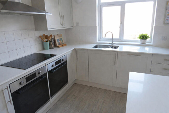 6 Bedroom End Of Terrace House To Rent In Fifth Avenue, Bristol, BS7