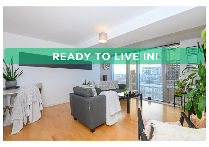 2 Bedroom Apartment For Sale In Saxton, The Avenue, LS9