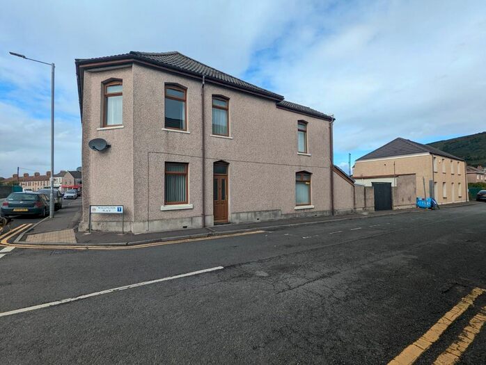 3 Bedroom End Of Terrace House To Rent In Water Street, Port Talbot, Neath Port Talbot., SA12