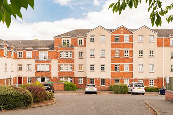 2 Bedroom Flat For Sale In / Carrick Knowe Avenue, Edinburgh, EH12
