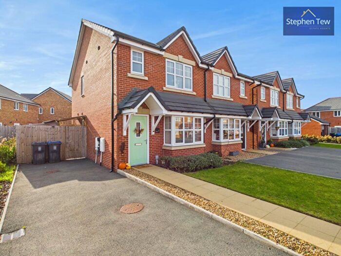 3 Bedroom Semi Detached House For Sale In Cardwell Close, Blackpool, FY4