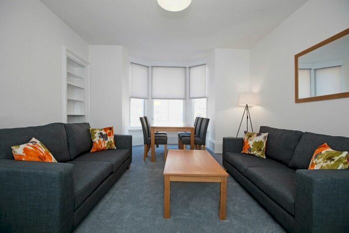 5 Bedroom Flat To Rent In Garland Place, City Centre, Dundee, DD3