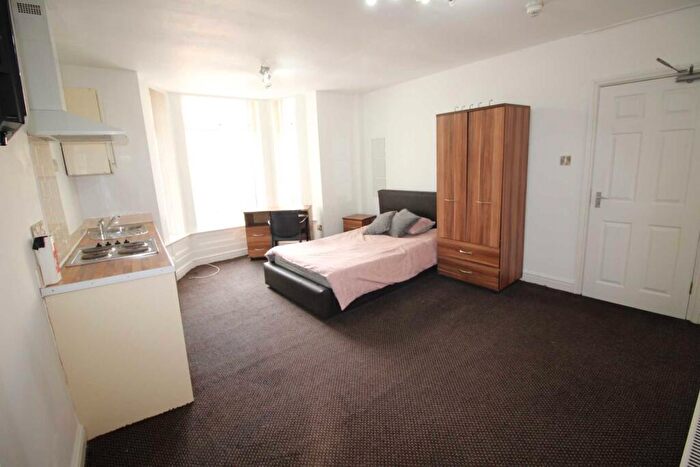 Studio To Rent In Lower Broughton Road, Salford, M7
