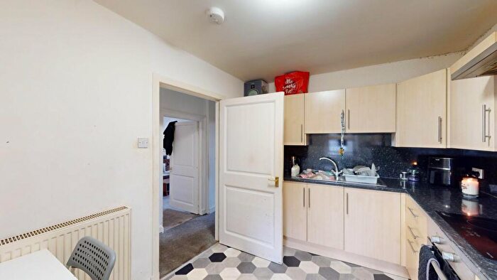 2 Bedroom Flat For Sale In High Street, Montrose, DD10