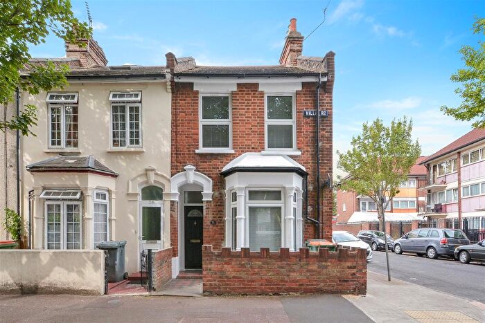 2 Bedroom Terraced House To Rent In Willis Road, London, E15