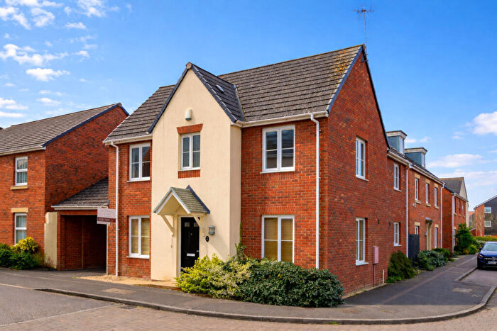 4 Bedroom Detached House For Sale In Ripley Road, Broughton, Milton Keynes, MK10