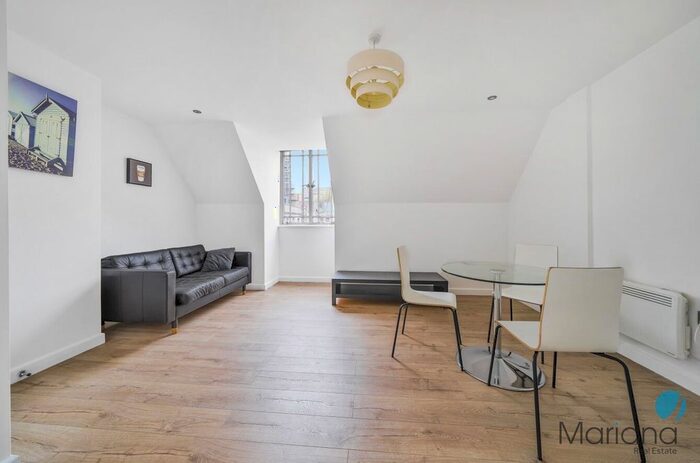 2 Bedroom Flat To Rent In Chatfield House, Marsh Street, Bristol, BS1