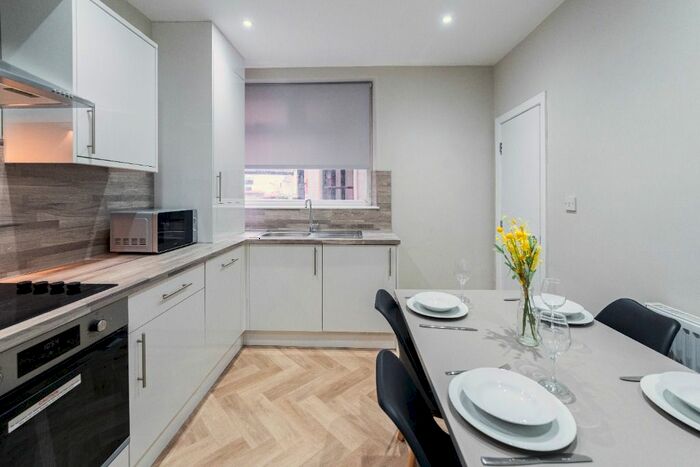 4 Bedroom Semi-Detached House To Rent In Slade Lane, Fallowfield, Manchester, M19