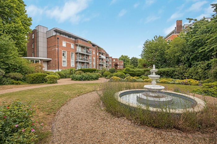 2 Bedroom Flat For Sale In Myddelton Passage, Clerkenwell, London, EC1R