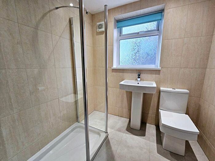 3 Bedroom Semi-Detached House For Sale In Wedmore Road, Hillheads Estate, NE5