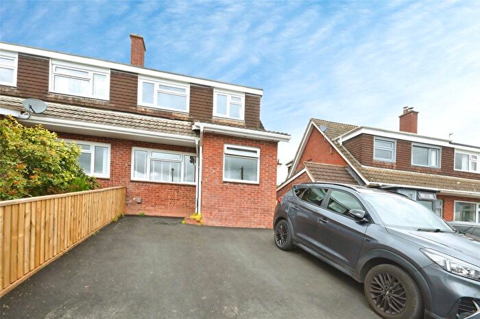 3 Bedroom Semi Detached House For Sale In Barley Farm Road, Exeter, Devon, EX4