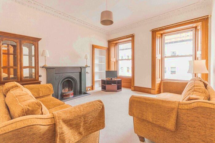 3 Bedroom Flat To Rent In L &# Cornwall Street, Edinburgh, EH1