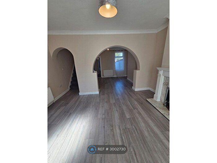 3 Bedroom Terraced House To Rent In Beresford Road, Gravesend, DA11