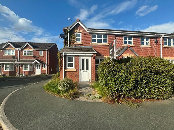 3 Bedroom End Of Terrace House For Sale In St. Patricks Close, Widnes, Cheshire, WA8